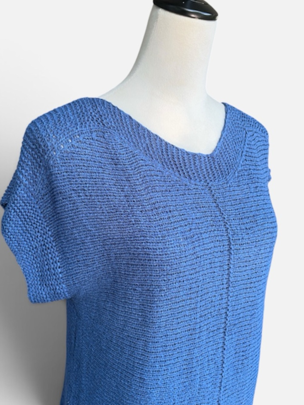 Cable & Gauge Button-Back Knit Cap Sleeve Sweater in Blue Sz Medium - Picture 3 of 12